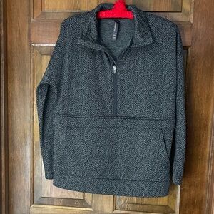 Mondetta black/gray collared sweatshirt, half-zip, size M, excellent condition
